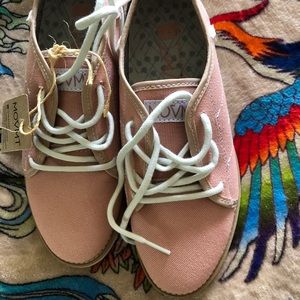 MOVMT ORGANIC COTTON canvas shoes
